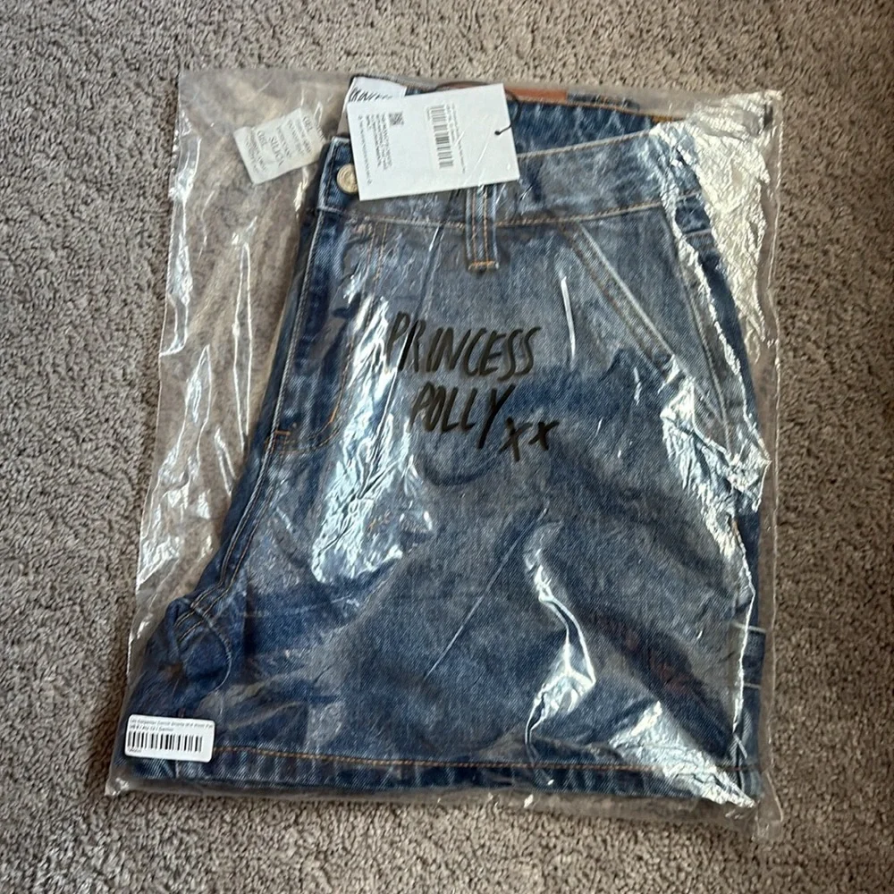 Lou Carpenter Denim Shorts Mid Wash - Picture 3 of 4